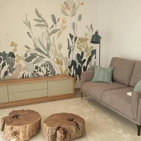 Silver Coast Luxe With 3 Bedrooms, 2 Bathrooms And A Beautiful View On The Swimmingpool In A Cosy Coastvillage Between The Famous Surfplaces Peniche And Nazare דירה *