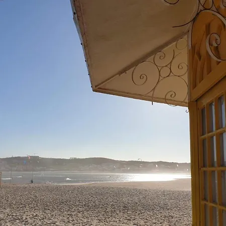 Silver Coast Luxe With 3 Bedrooms, 2 Bathrooms And A Beautiful View On The Swimmingpool In A Cosy Coastvillage Between The Famous Surfplaces Peniche And Nazare