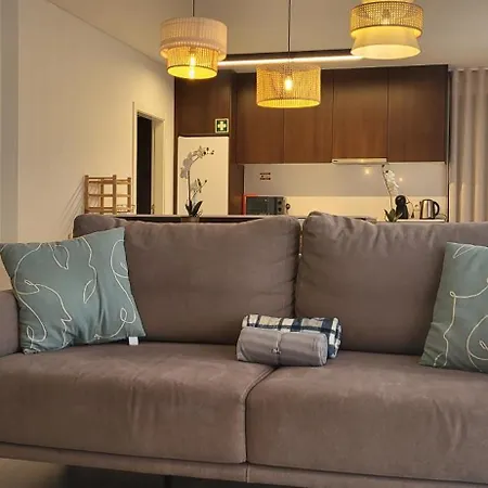 דירה Silver Coast Luxe With 3 Bedrooms, 2 Bathrooms And A Beautiful View On The Swimmingpool In A Cosy Coastvillage Between The Famous Surfplaces Peniche And Nazare פוז דו ארליו