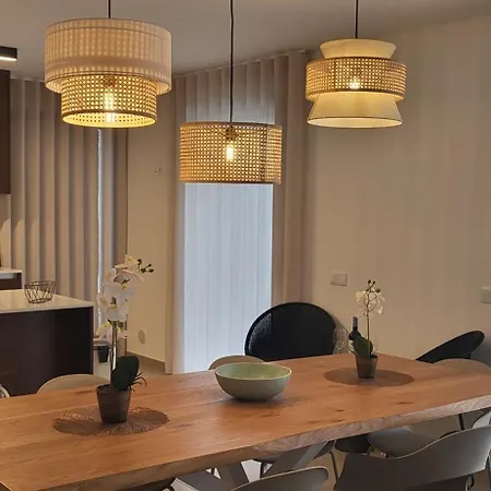 Silver Coast Luxe With 3 Bedrooms, 2 Bathrooms And A Beautiful View On The Swimmingpool In A Cosy Coastvillage Between The Famous Surfplaces Peniche And Nazare * פוז דו ארליו